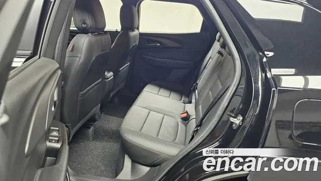 Chevrolet Trailblazer — Фото автомобиля 11