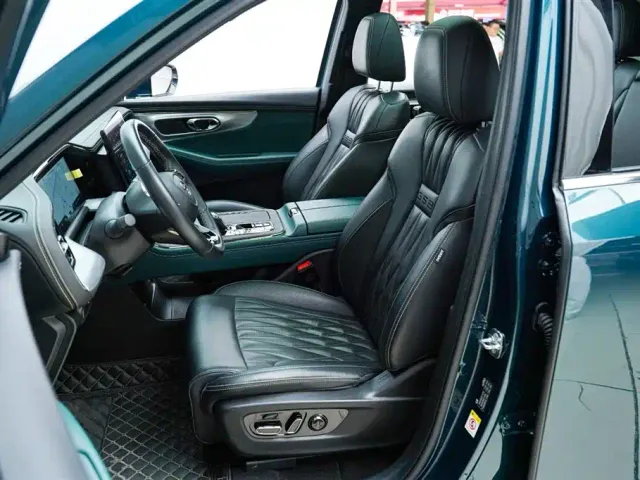 GAC Trumpchi GS8 — Фото автомобиля 3