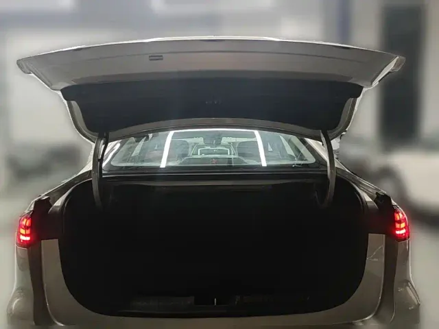 Geely Galaxy Stellar 6 — Фото автомобиля 9