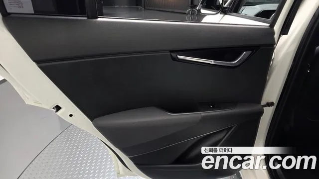 Kia Niro New — Фото автомобиля 14