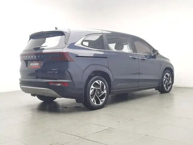 Hyundai Custo — Фото автомобиля 2