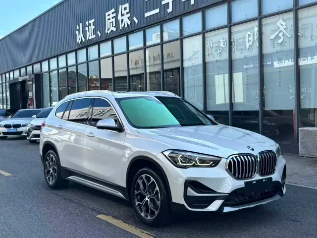 BMW X1 — Фото автомобиля 4