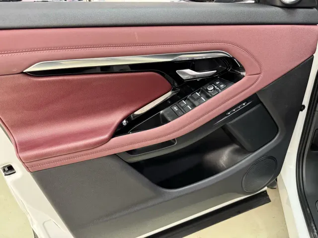 Land Rover Range Rover Evoque — Фото автомобиля 11