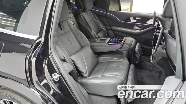 Mercedes-Benz GLS-Class — Фото автомобиля 11
