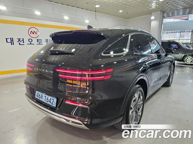 Genesis GV70 Electrified — Фото автомобиля 4