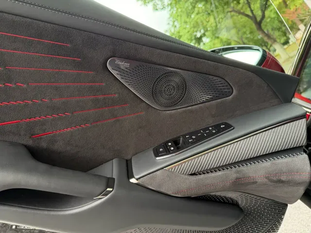 BYD Yangwang U9 — Фото автомобиля 12
