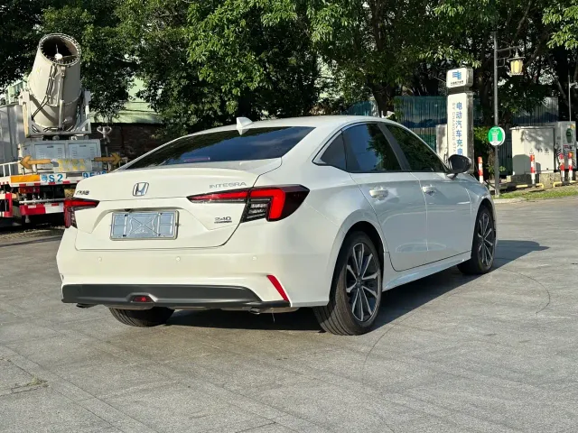 Honda Integra — Фото автомобиля 5