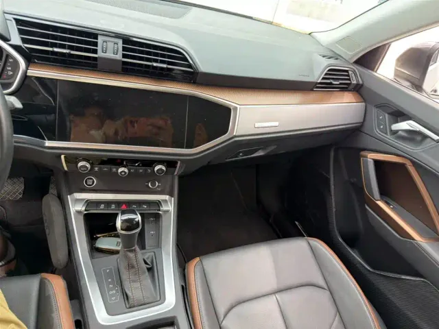 Audi Q3 — Фото автомобиля 12