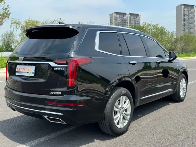 Cadillac XT6 — Фото автомобиля 9