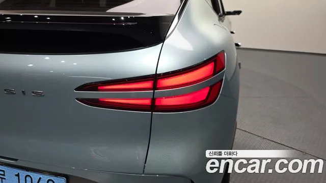 Genesis GV60 — Фото автомобиля 23