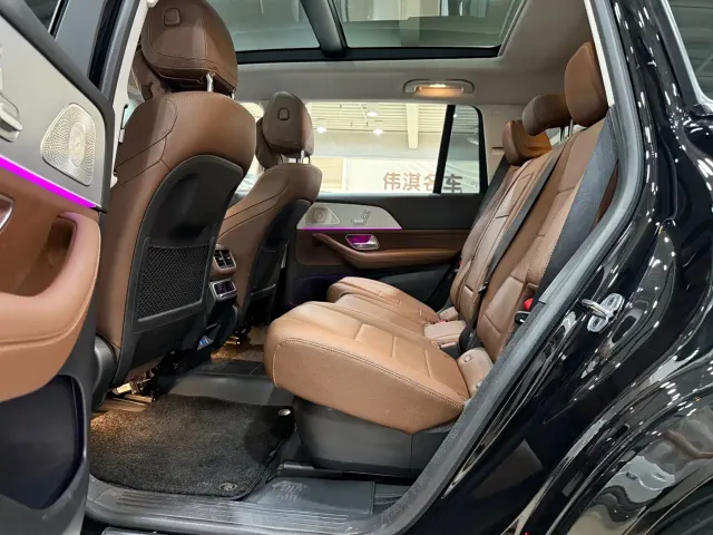 Mercedes-Benz GLS-Class — Фото автомобиля 11