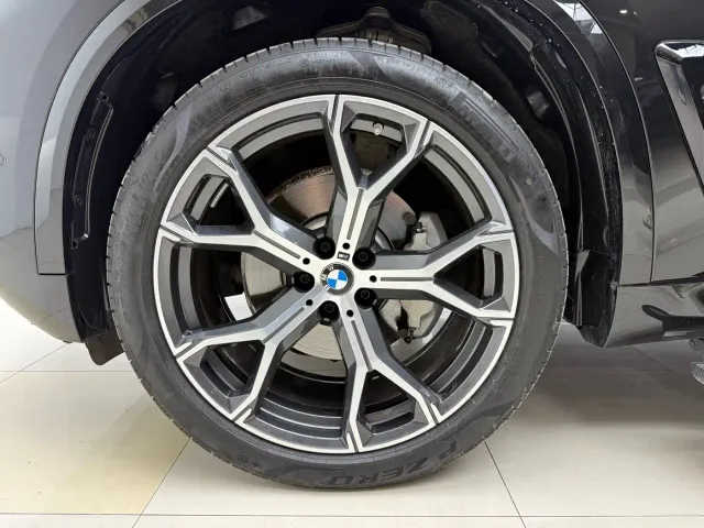 BMW X5 — Фото автомобиля 23