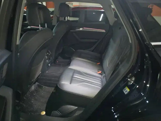 Audi Q5L — Фото автомобиля 11