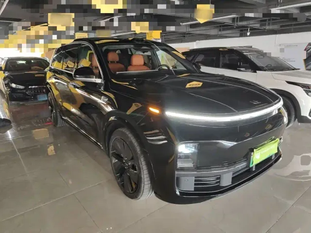 Li Auto L9 — Фото автомобиля 3