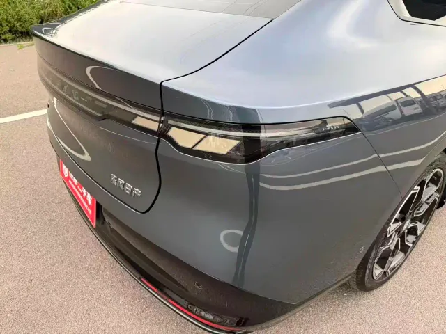 Nissan N7 — Фото автомобиля 13