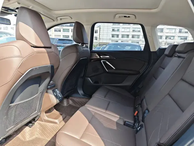BMW X1 — Фото автомобиля 14