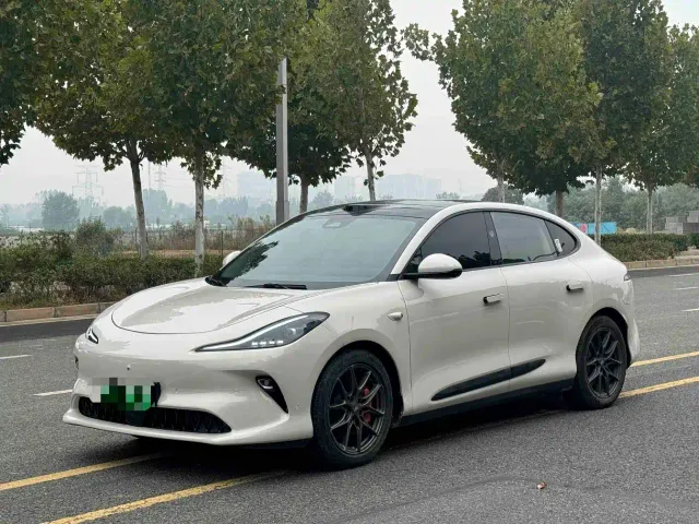 Фотография автомобиля — IM Motors LS6