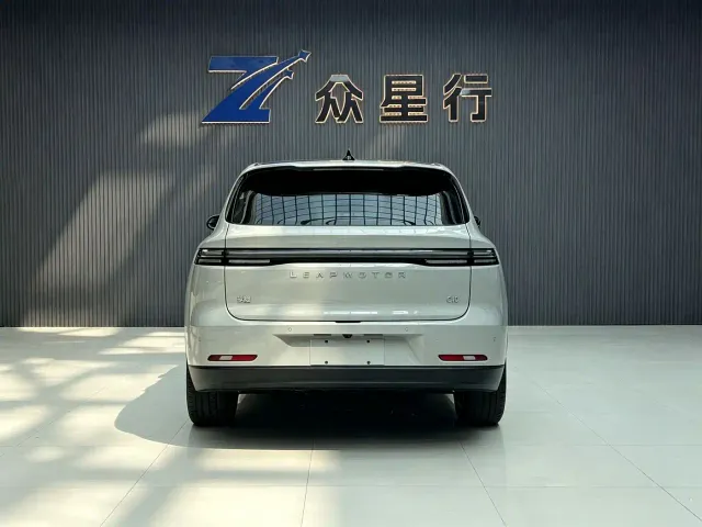 Leapmotor C10 — Фото автомобиля 4