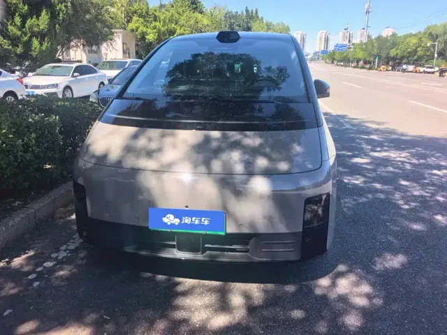 Li Auto MEGA — Фото автомобиля 2
