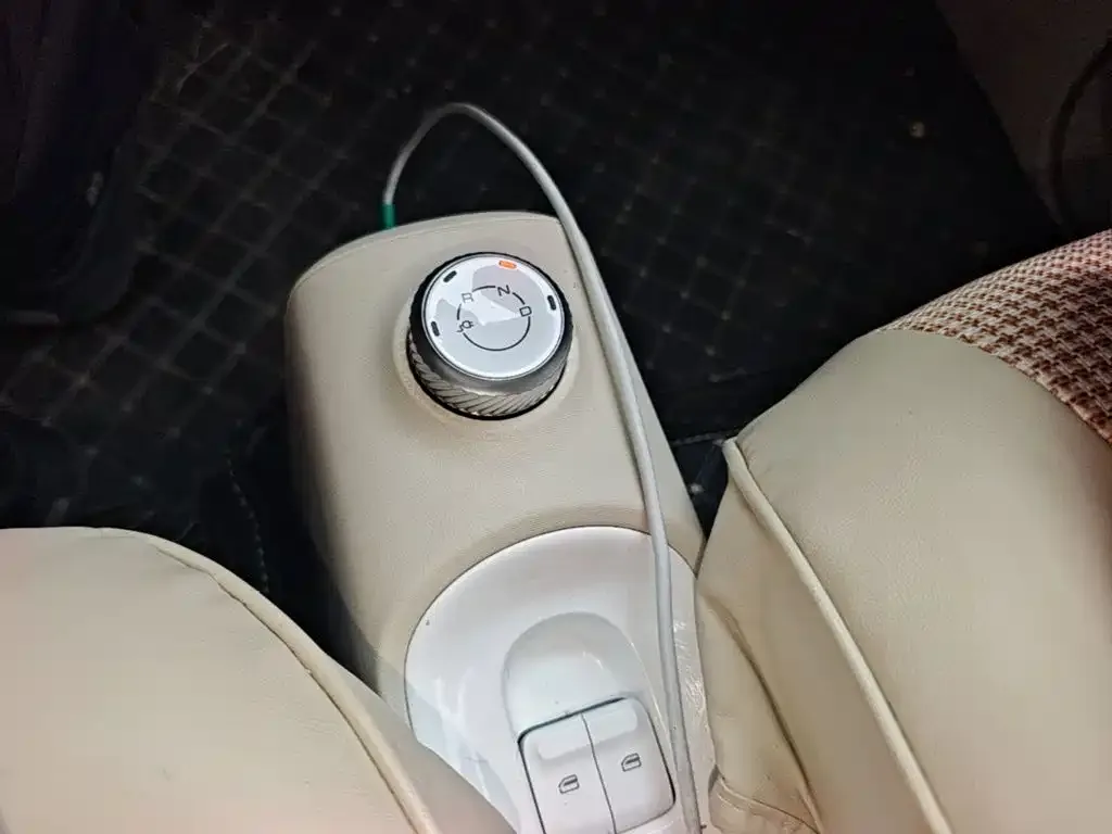 Wuling Motors Hongguang MINIEV 2024 3rd Gen 215km Advanced — Фото автомобиля 13