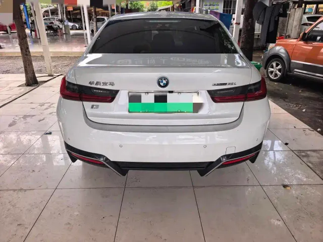 BMW i3 — Фото автомобиля 16