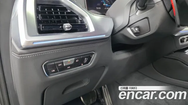 BMW XM G09 — Фото автомобиля 20