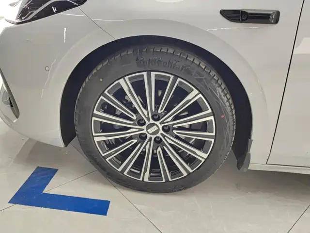 Geely Galaxy A7 — Фото автомобиля 6