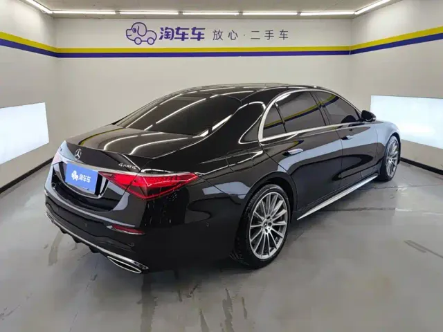 Mercedes-Benz S-Class — Фото автомобиля 3