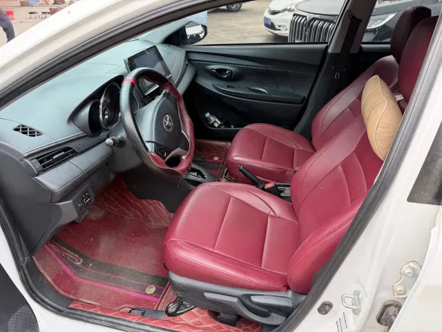 Toyota Vios FS — Фото автомобиля 4