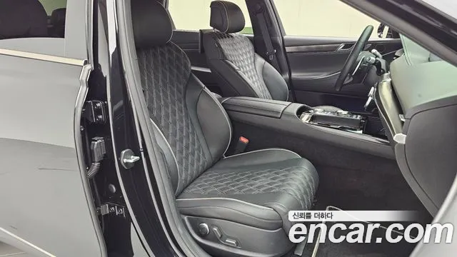 Genesis G80 Бензин 3.5 турбо AWD — Фото автомобиля 11