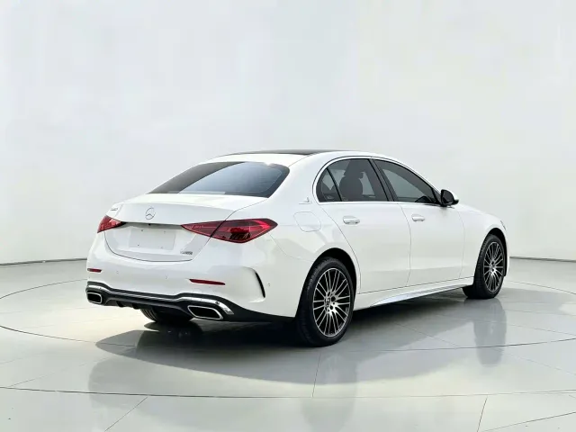 Mercedes-Benz C-Class — Фото автомобиля 7