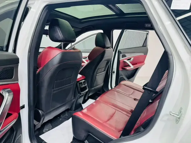 Jetour X70 Plus — Фото автомобиля 11