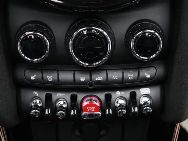 MINI Hatch — Фото автомобиля 15