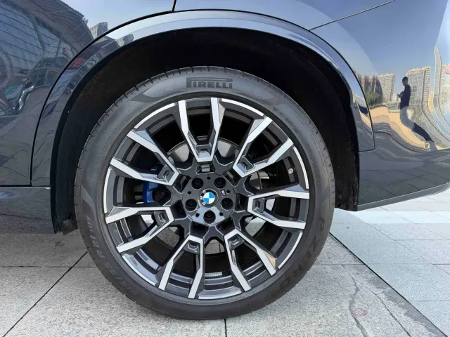 BMW X5 — Фото автомобиля 15