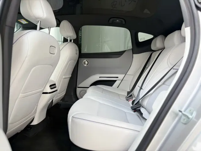 Xpeng MONA SUV — Фото автомобиля 6