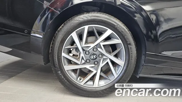 Hyundai Grandeur GN7 — Фото автомобиля 5