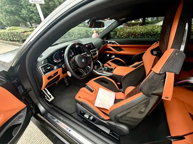 BMW M4 — Фото автомобиля 6