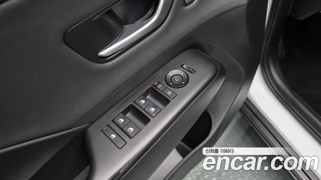 Hyundai Kona — Фото автомобиля 27