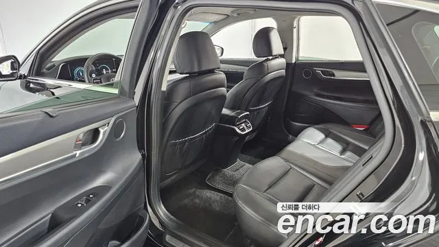 Hyundai Grandeur Grandeur (New) Hybrid — Фото автомобиля 18