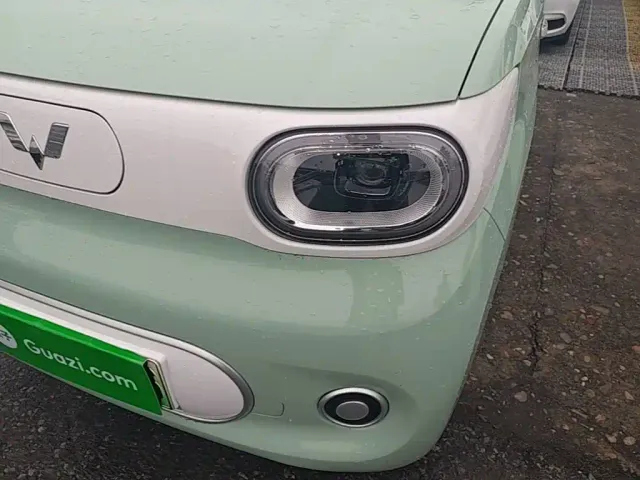 Wuling Hongguang Mini EV — Фото автомобиля 23