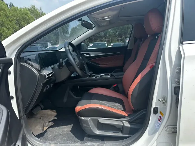 Changan Eado — Фото автомобиля 17
