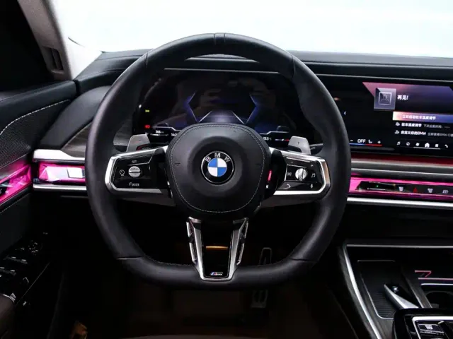 BMW 7 Series — Фото автомобиля 7