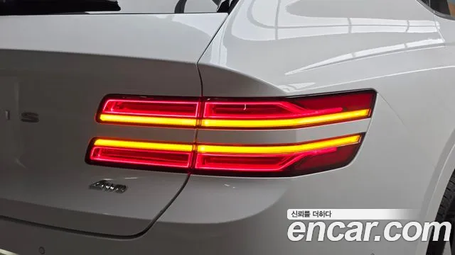 Genesis GV80 — Фото автомобиля 8