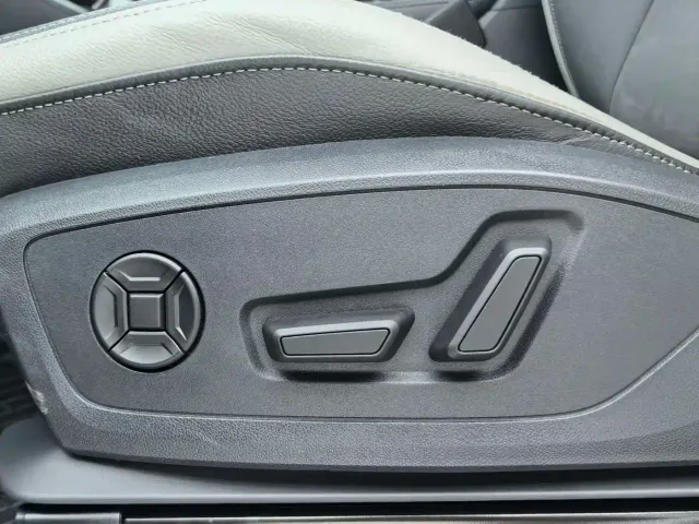 Audi Q3 — Фото автомобиля 10