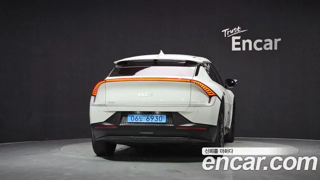 Kia EV6 — Фото автомобиля 4