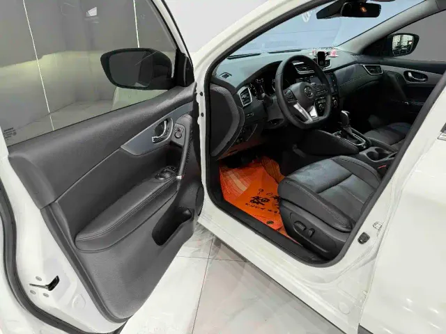 Nissan Qashqai — Фото автомобиля 9