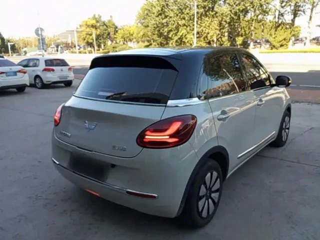 Wuling Bingo — Фото автомобиля 6