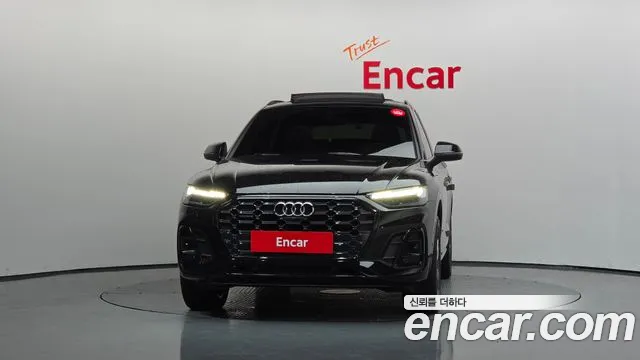 Audi Q5 45 TFSI quattro Premium — Фото автомобиля 3