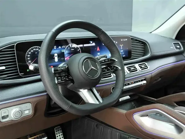 Mercedes-Benz GLS-Class — Фото автомобиля 7