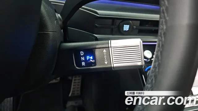Hyundai Santa Fe MX5 — Фото автомобиля 9